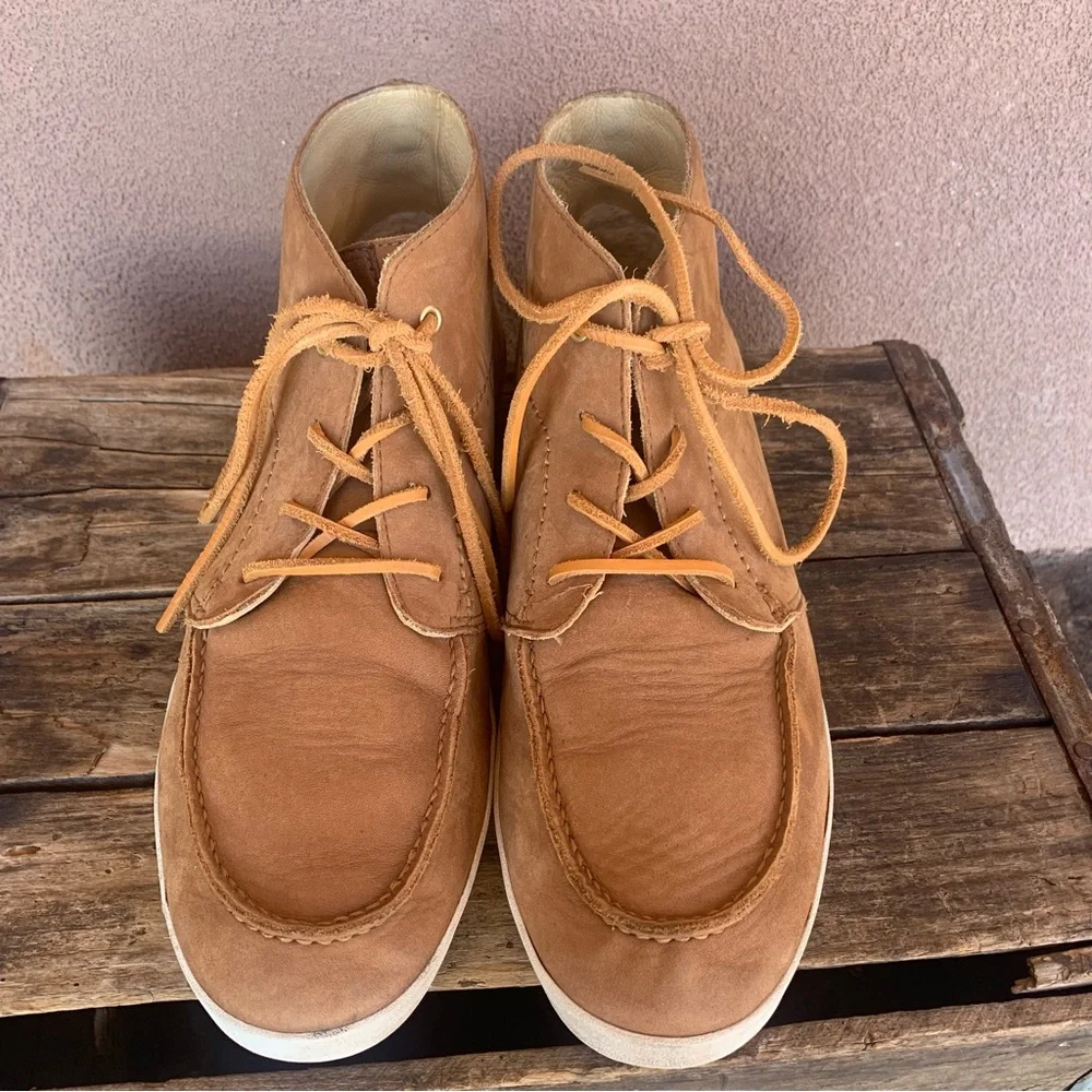 UGG Australia Men’s Leather Chukka Boot